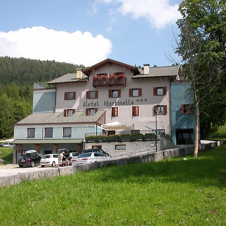 Hotel Martinella Folgaria Esterno foto