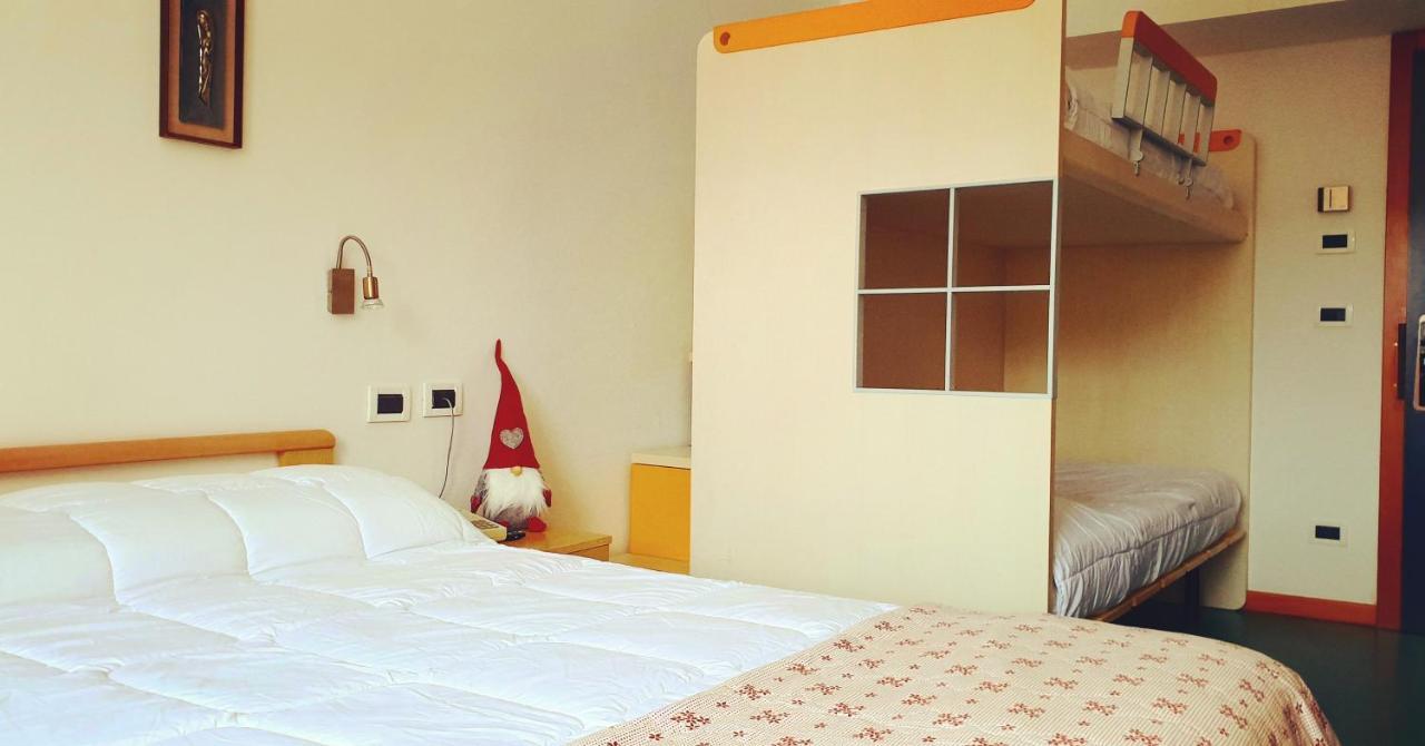 Hotel Martinella Folgaria Esterno foto
